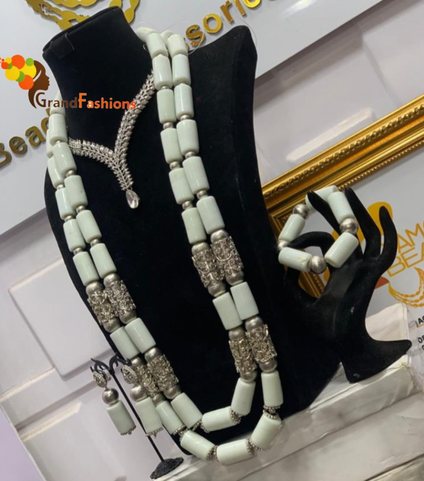 Queen Latifah Coral Beads Set